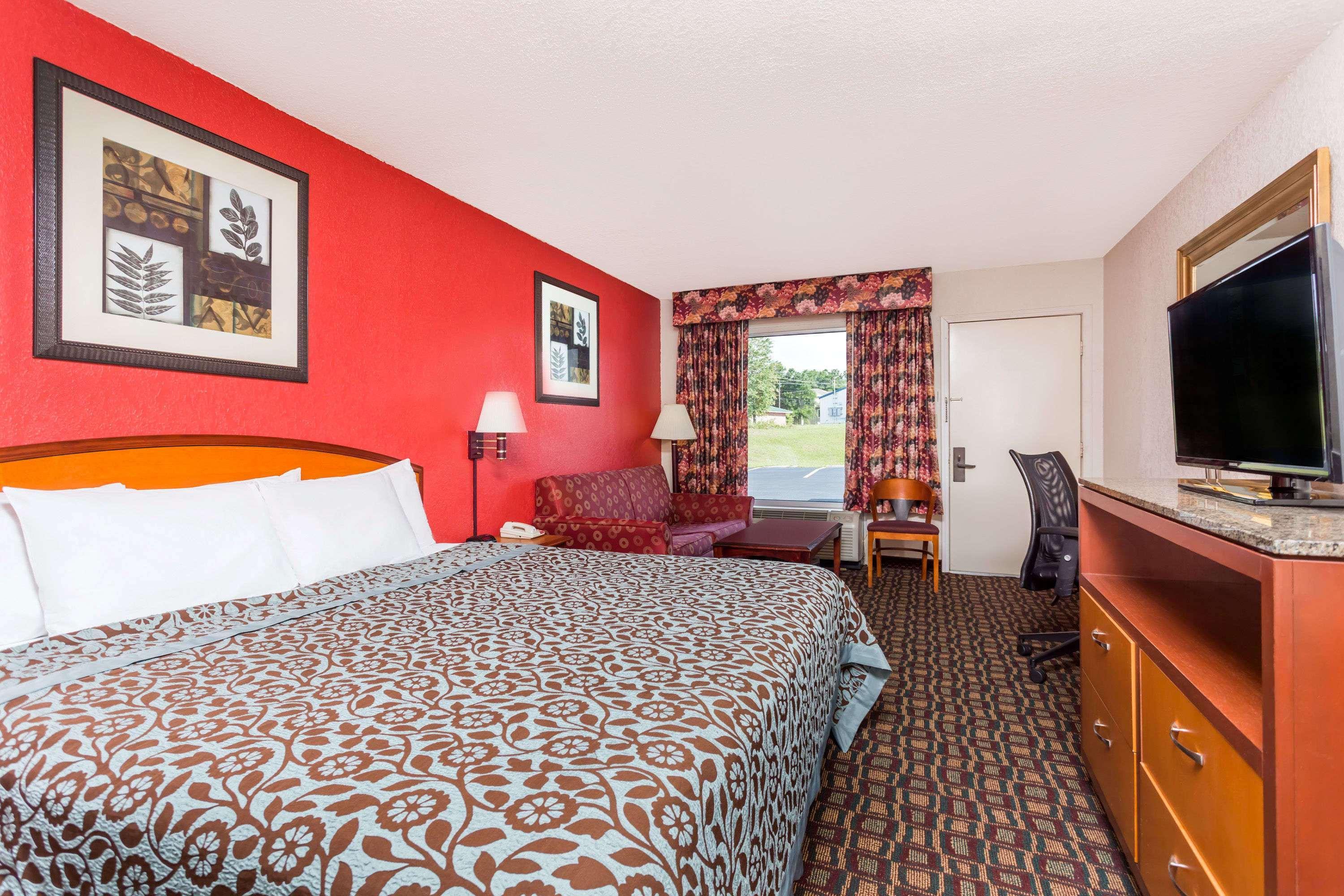 Days Inn By Wyndham Augusta Wheeler Road Esterno foto